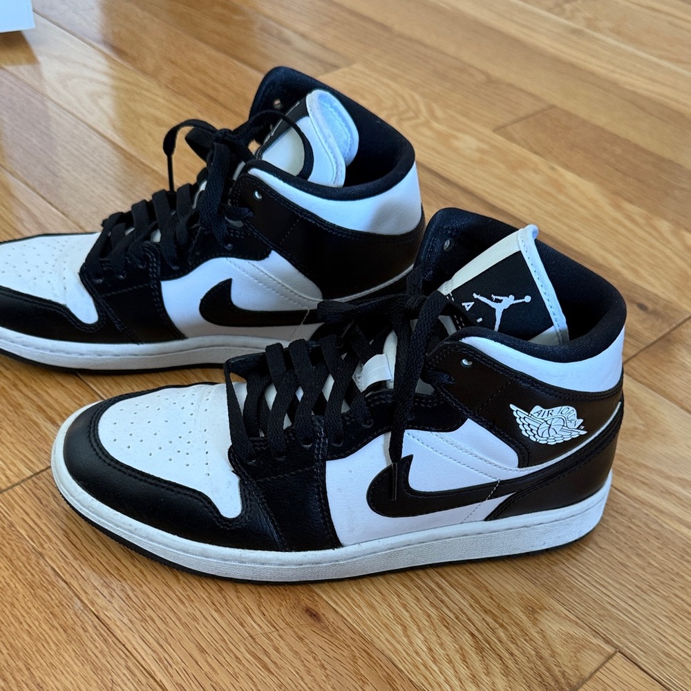 Nike Black and White High-Top Sneakers